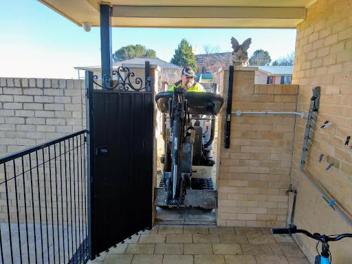 Tight access excavation in Bathurst